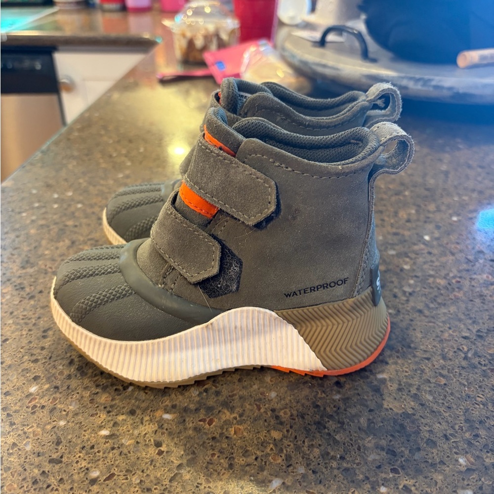 Sorel Kids Boots - Gray with Orange Accents